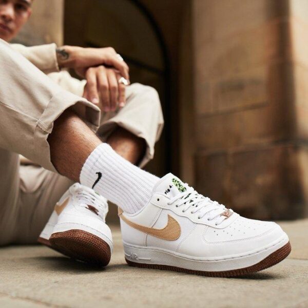 Air Force 1 Low 07 LV8 Rhubarb online collection - Image 4