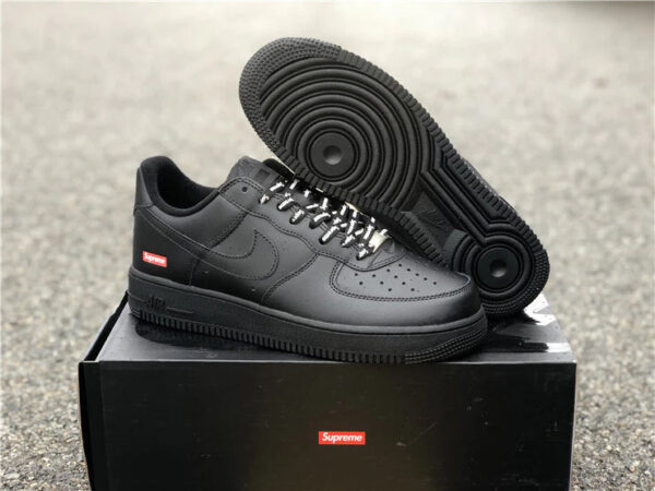 AIR FORCE 1 LOW BLACK SUPREME - Image 5