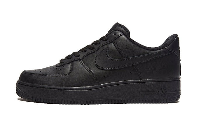 AIR FORCE 1 LOW TRIPLE BLACK