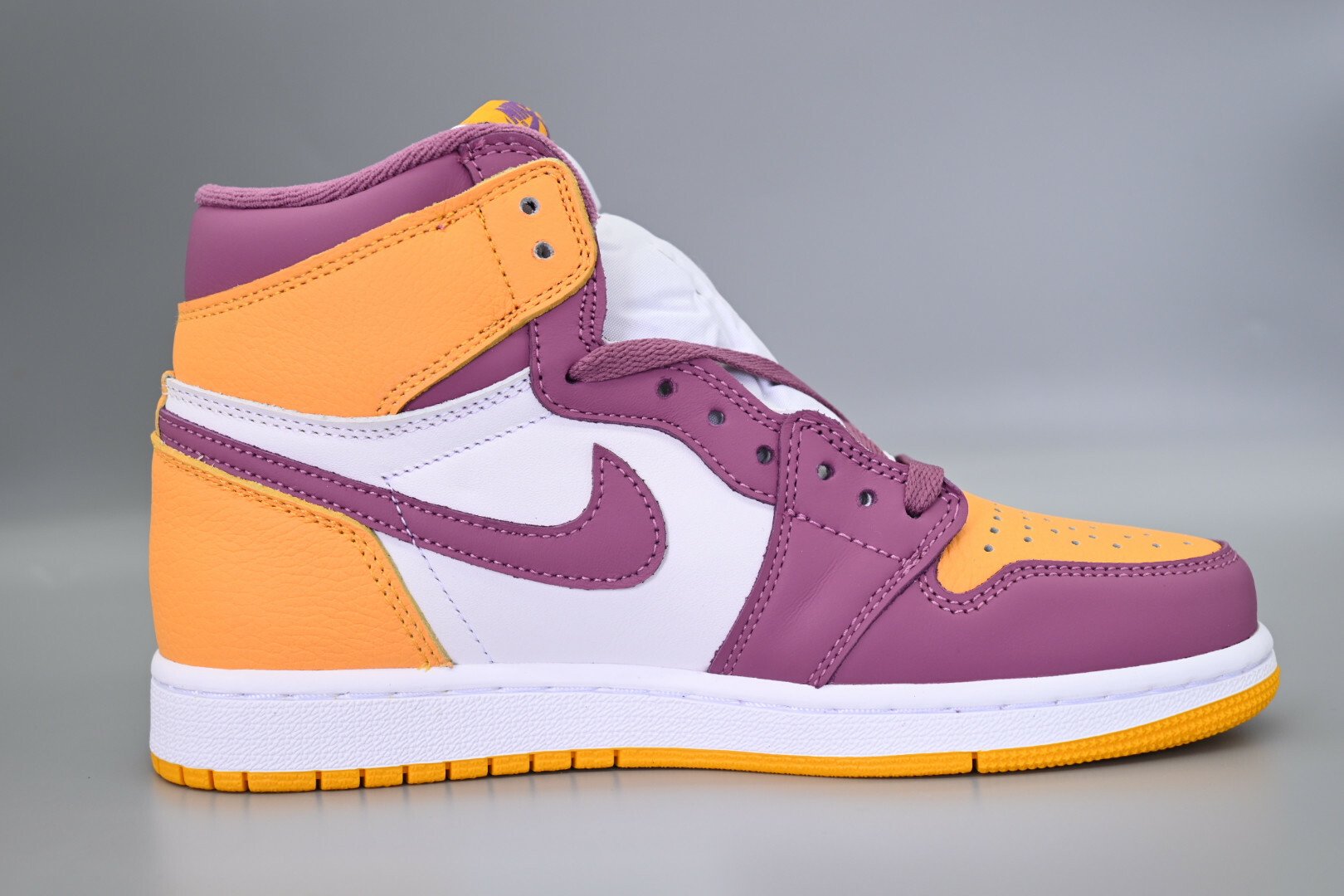 Air Jordan 1 High OG Brotherhood 555088-706 Men's Size 7- 12 US, Women's Size 5.5 - 10 US