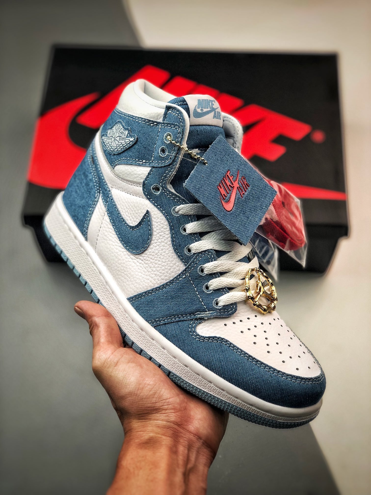 Air Jordan 1 High OG Denim White/Worn Blue-Metallic Gold DM9036-104