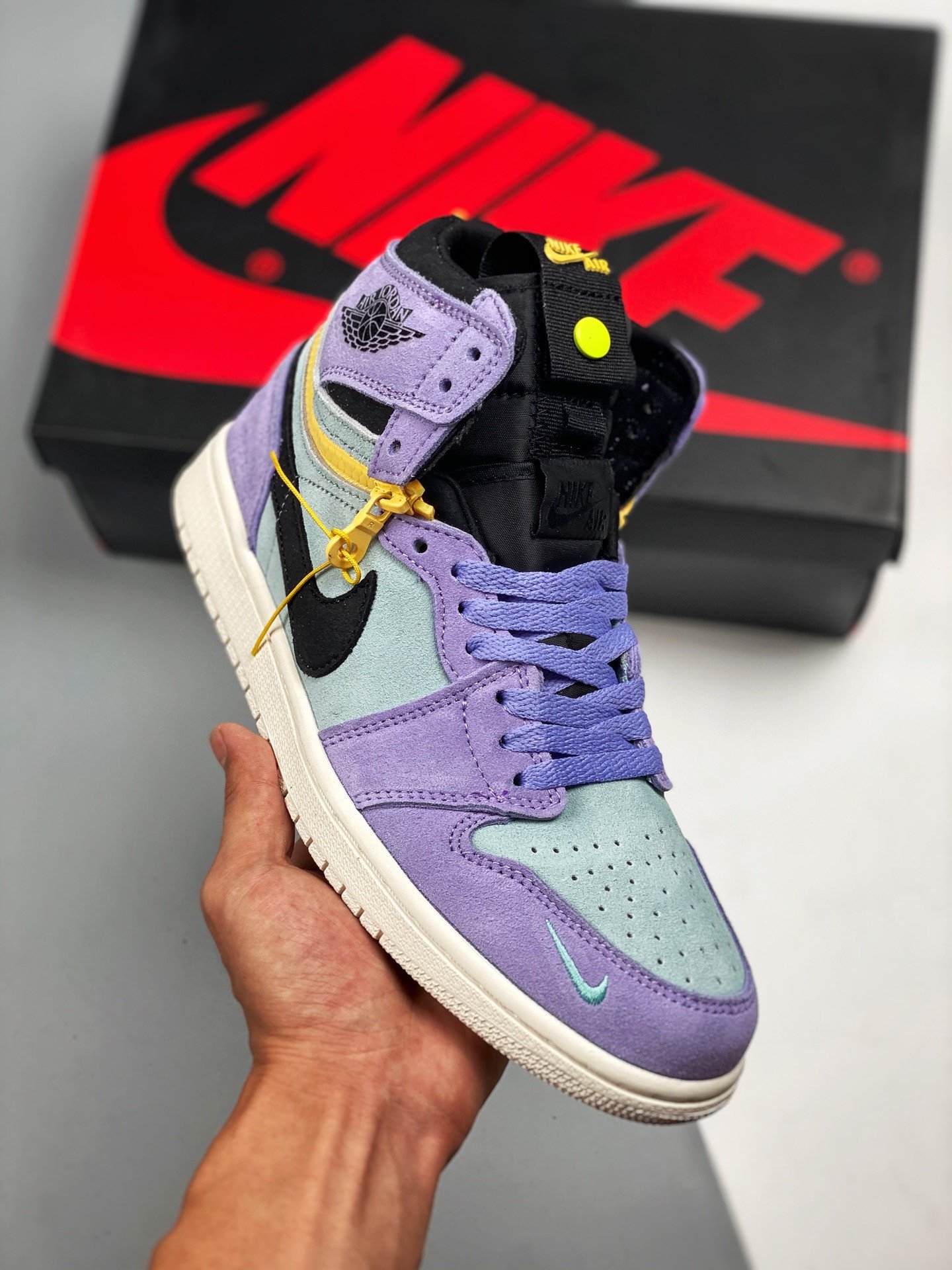 Air Jordan 1 High Switch Purple Pulse CW6576-500