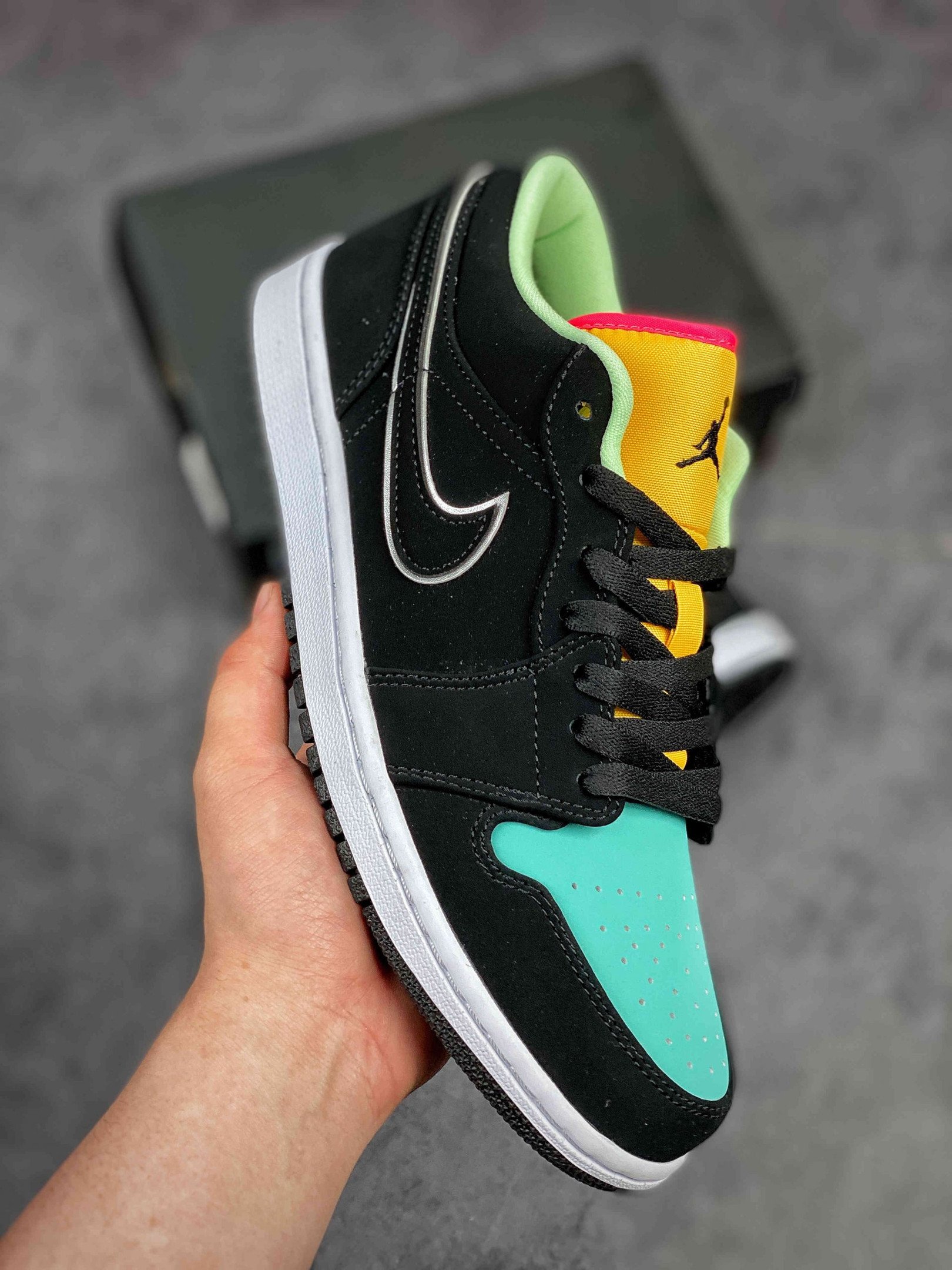 Air Jordan 1 Low Black/Aurora Green/Laser Orange CK3022-013