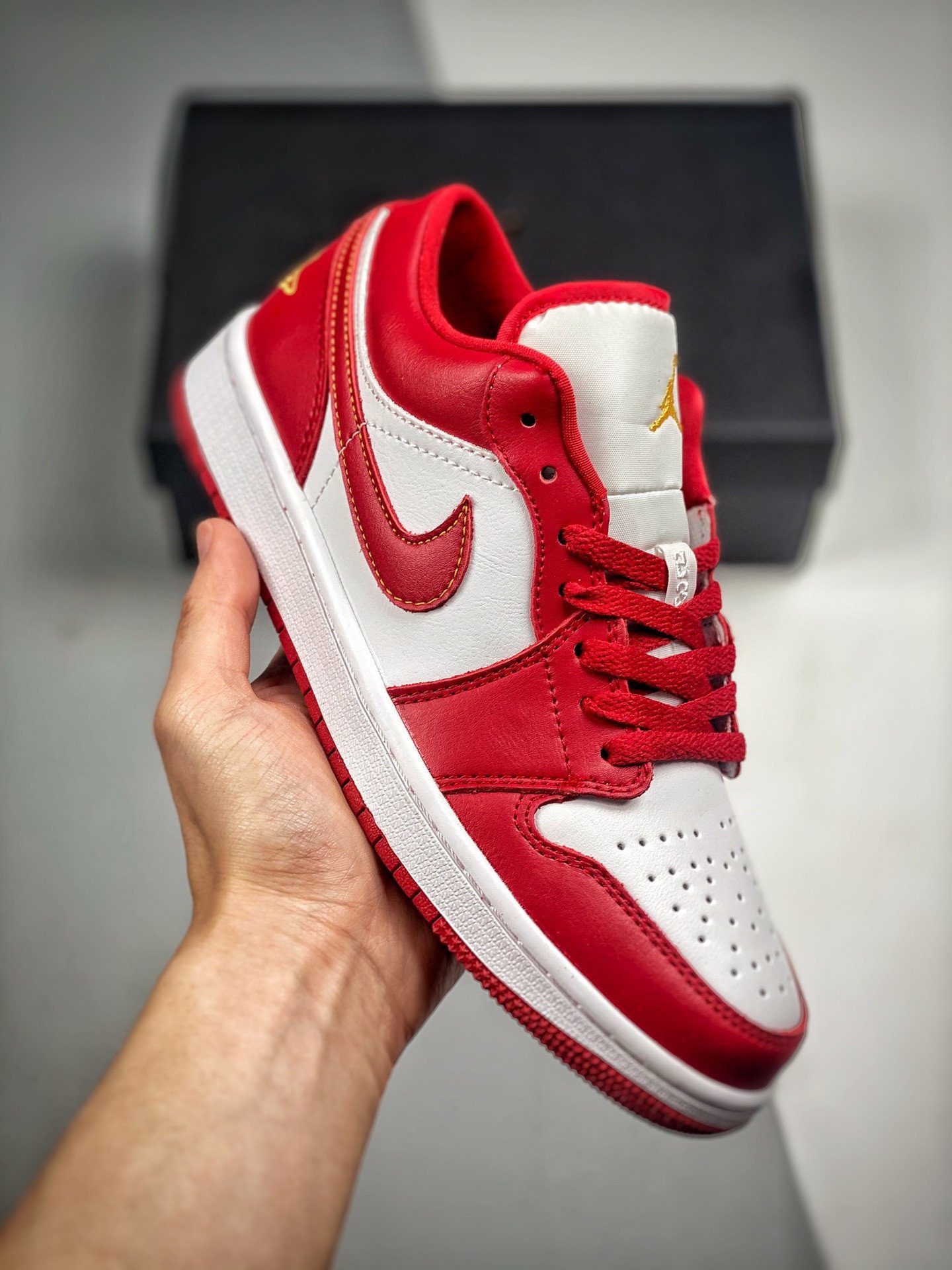 Air Jordan 1 Low Cardinal Red White 553558-607