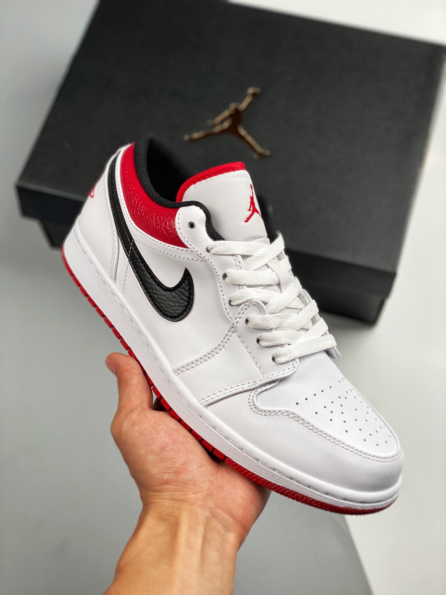 Air Jordan 1 Low Chicago White/Red 553558-118
