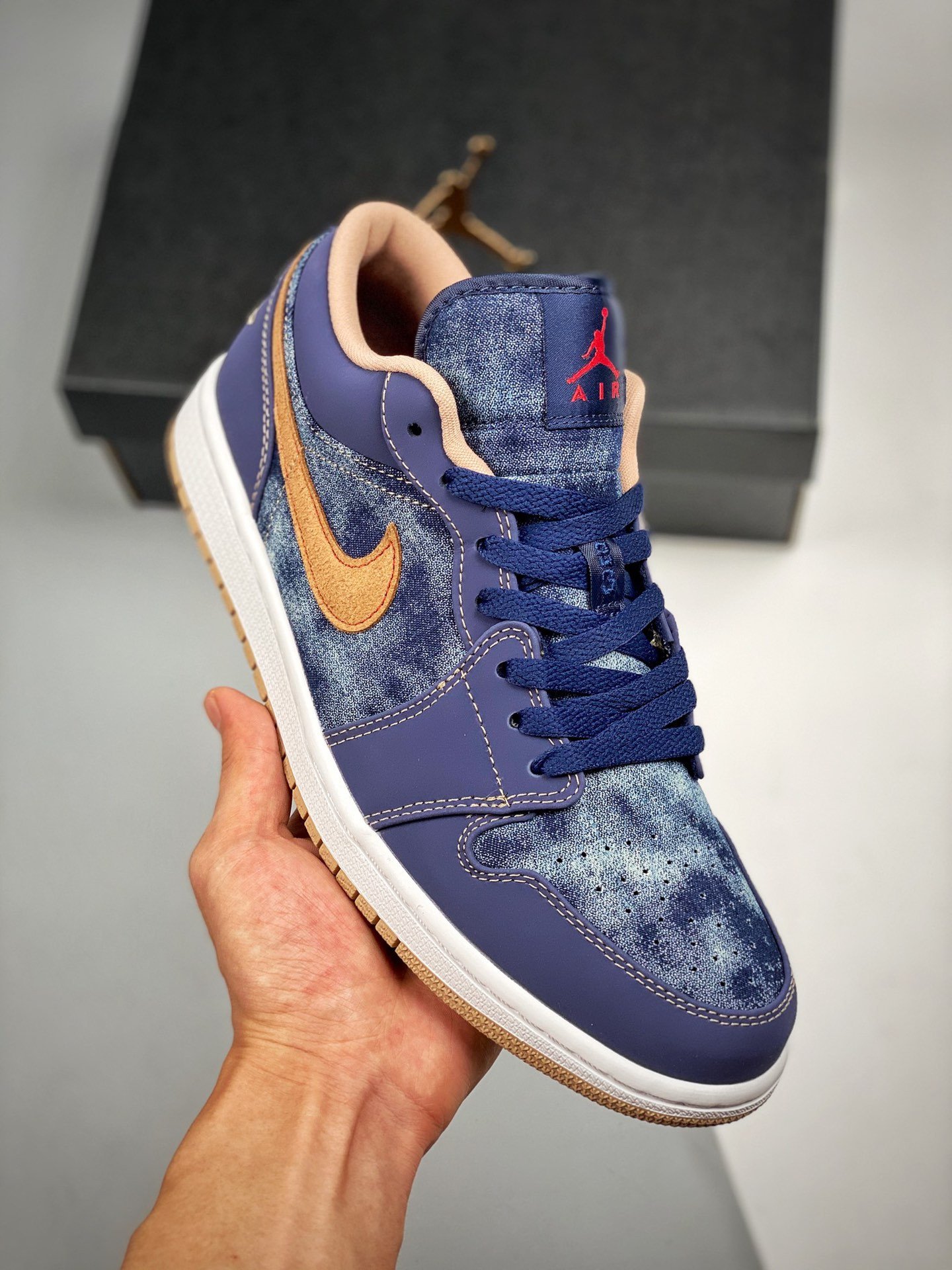 Air Jordan 1 Low Denim Midnight Navy/University Red-White-Hemp
