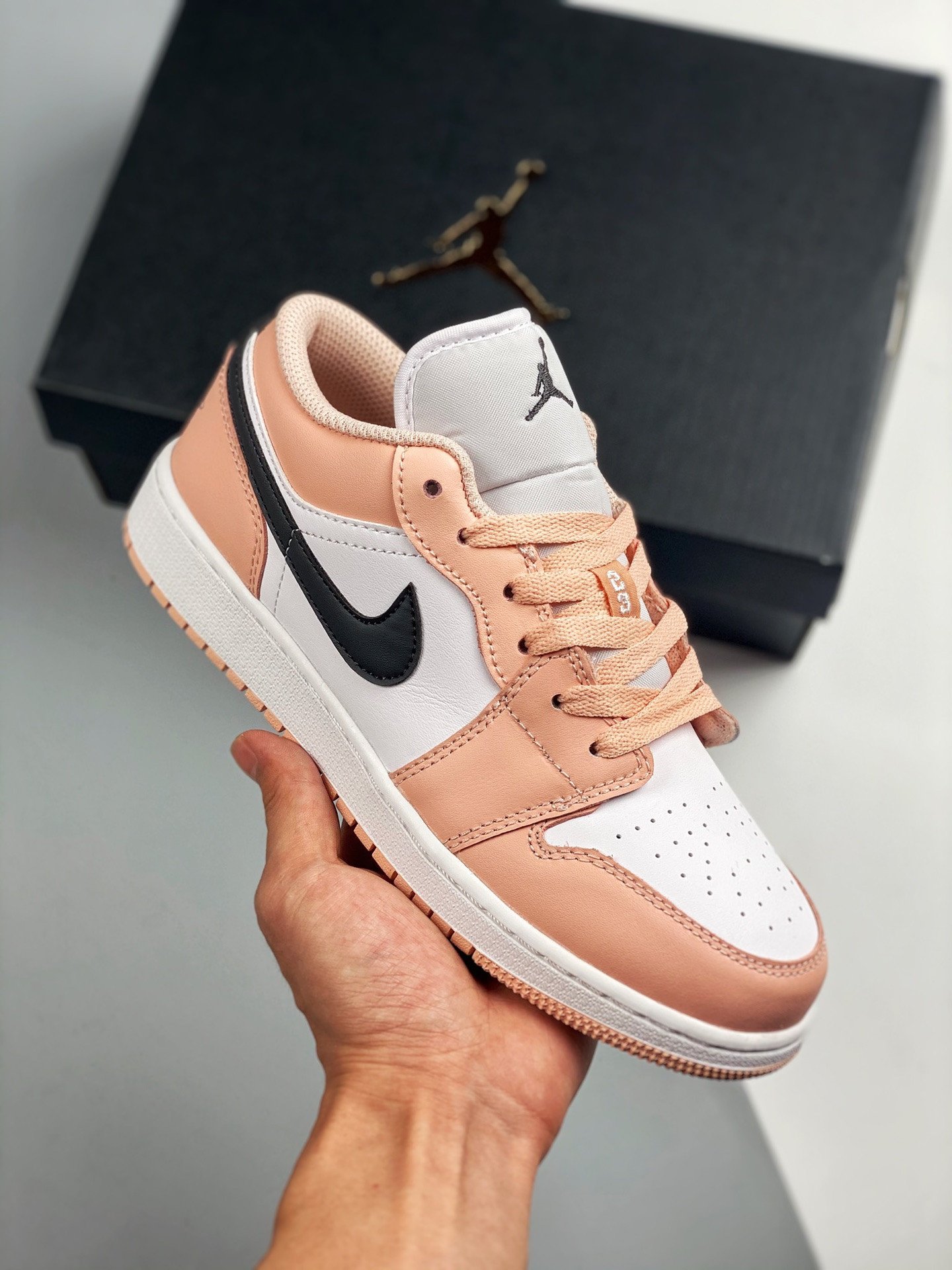 Air Jordan 1 Low GS Light Arctic Pink 553560-800