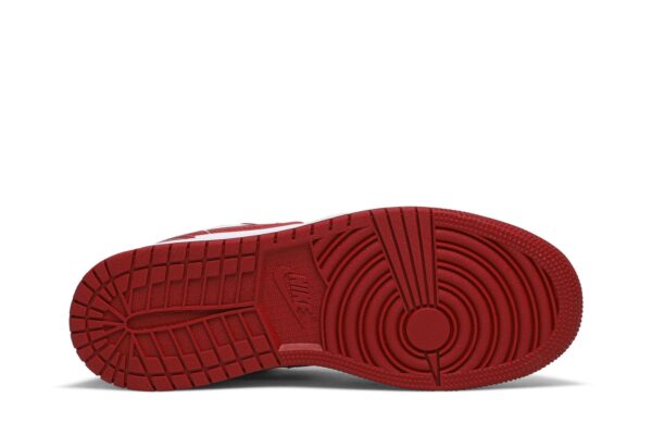 Air Jordan 1 Low Gym Red - Image 4