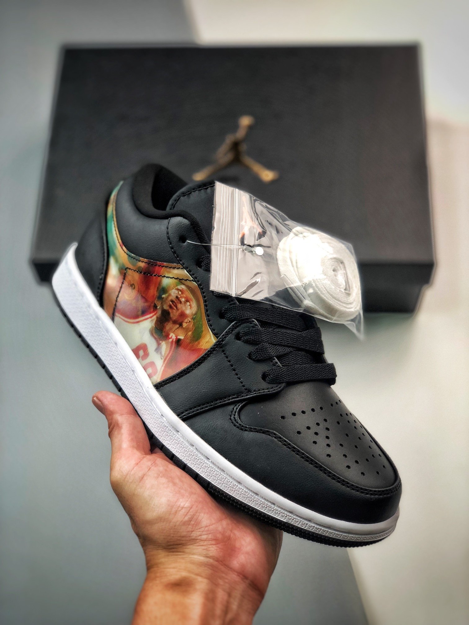 Air Jordan 1 Low Hologram DR9497-001