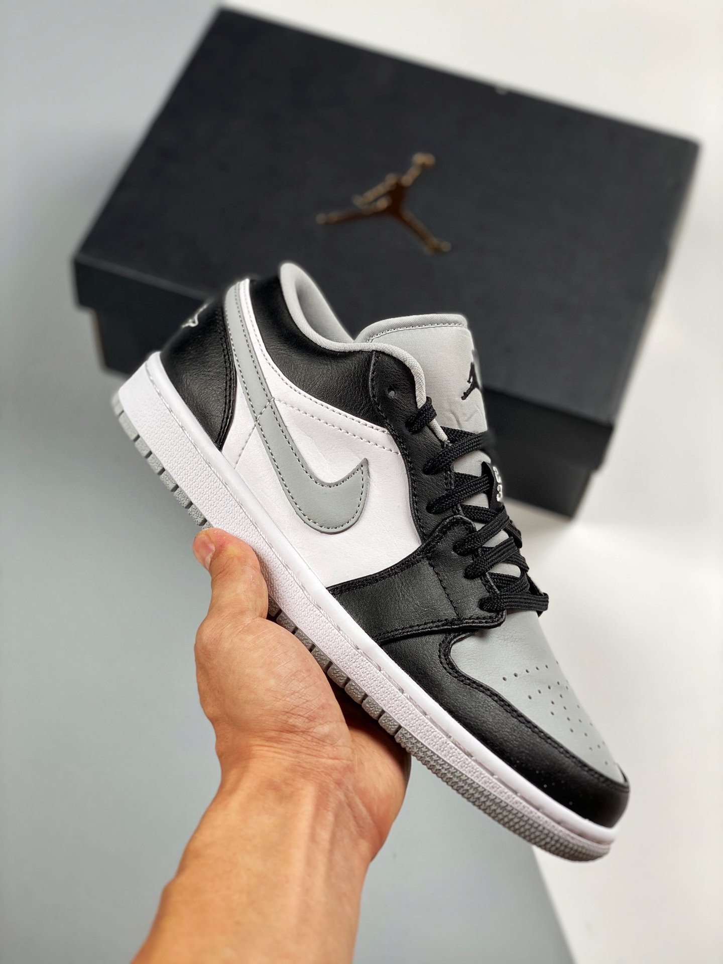 Air Jordan 1 Low Light Smoke Grey 553558-039