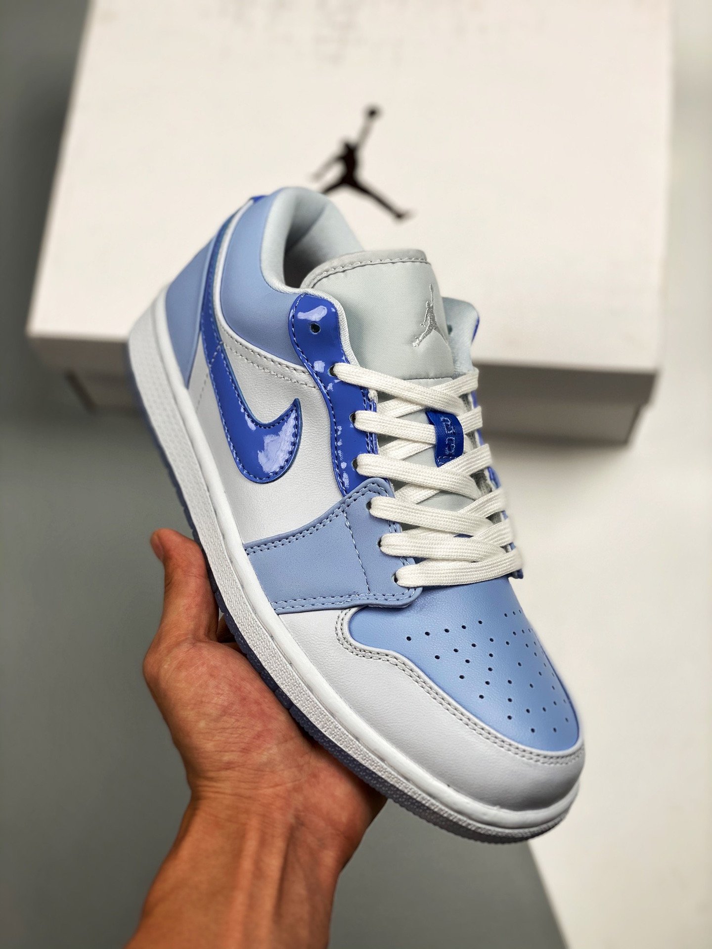 Air Jordan 1 Low Mighty Swooshers DM5442-040