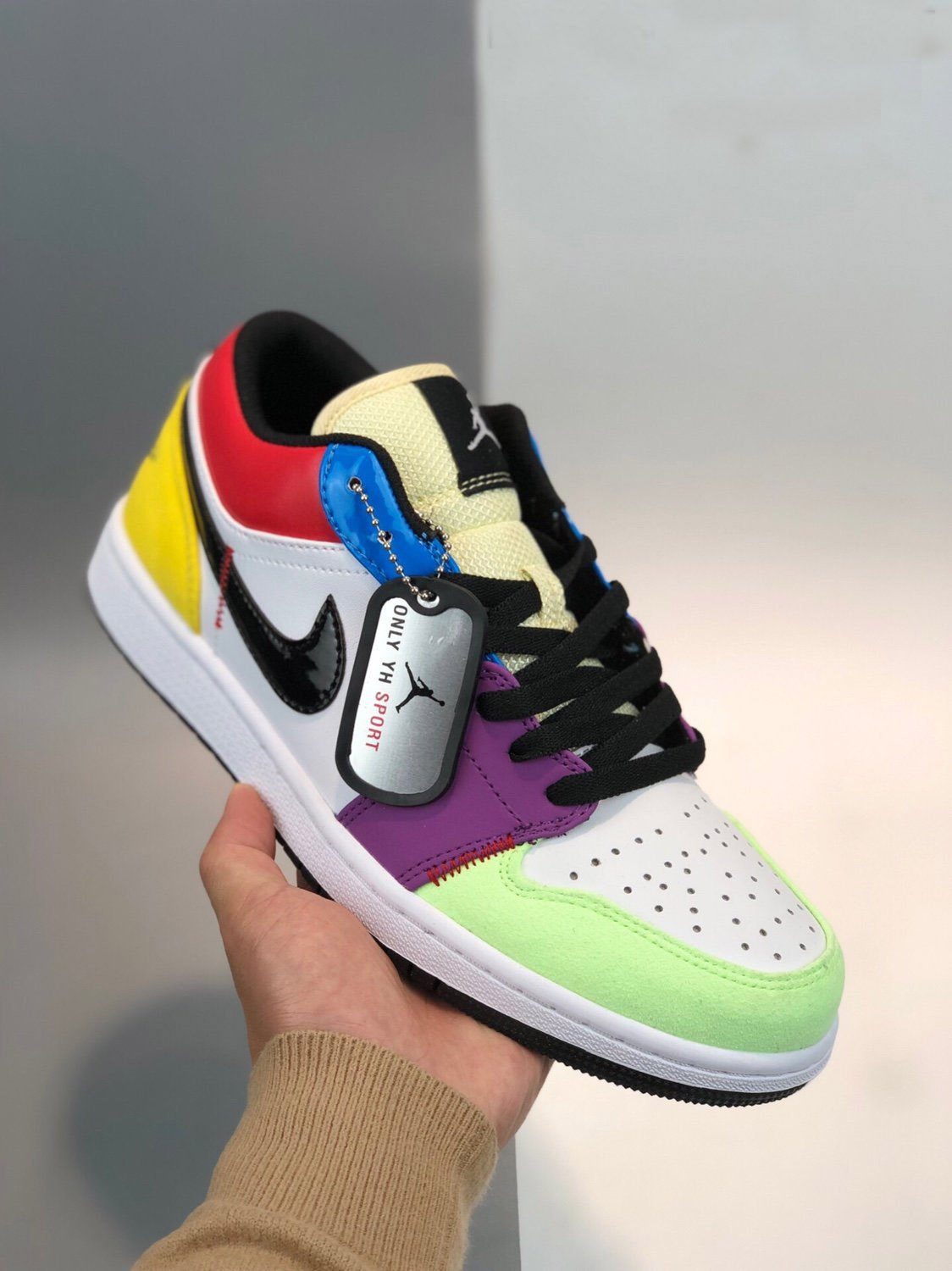 Air Jordan 1 Low Multicolor Lightbulb CZ3572-104