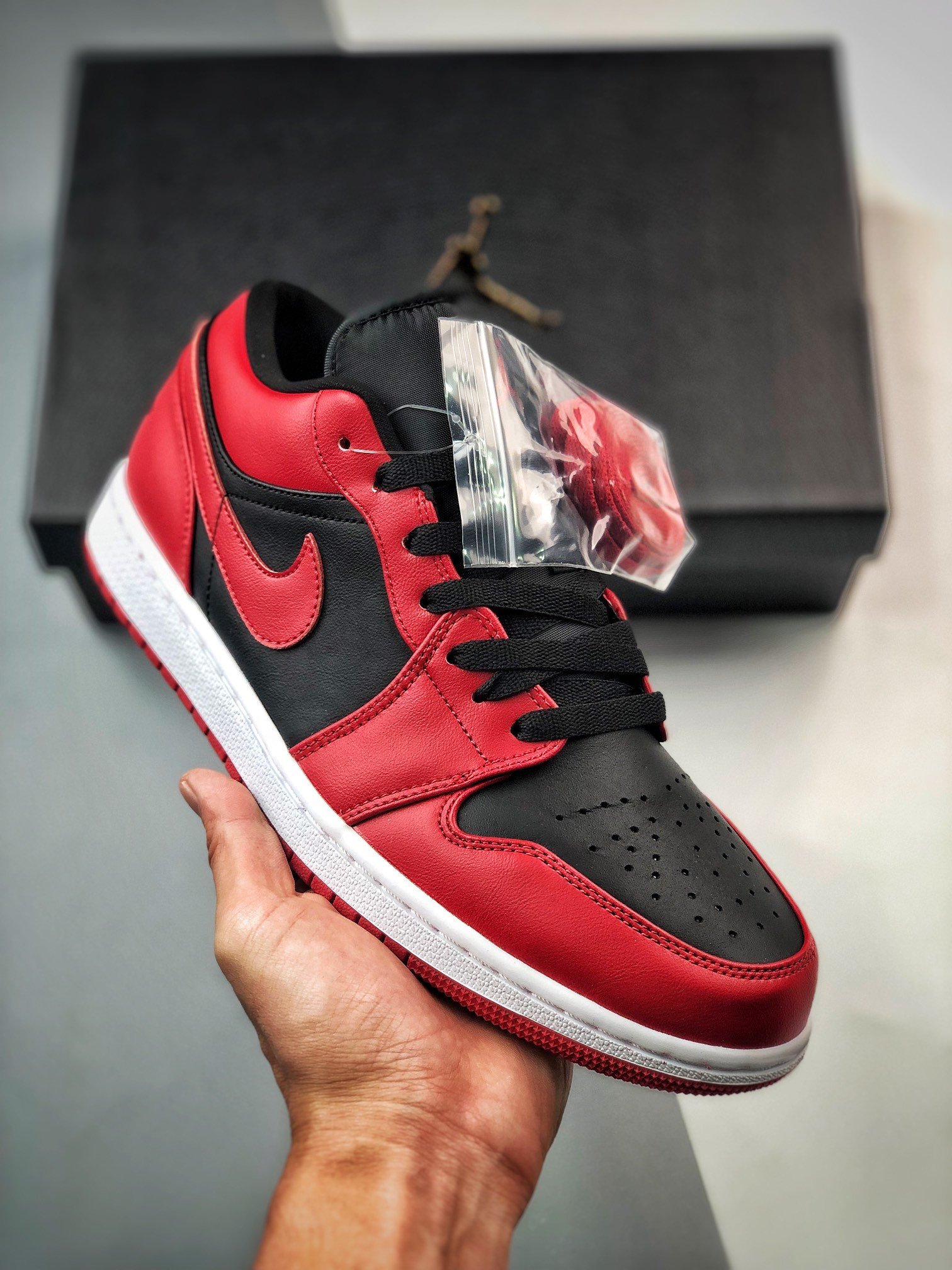 Air Jordan 1 Low 'Reverse Bred' Varsity Red/White-Black 553558-606