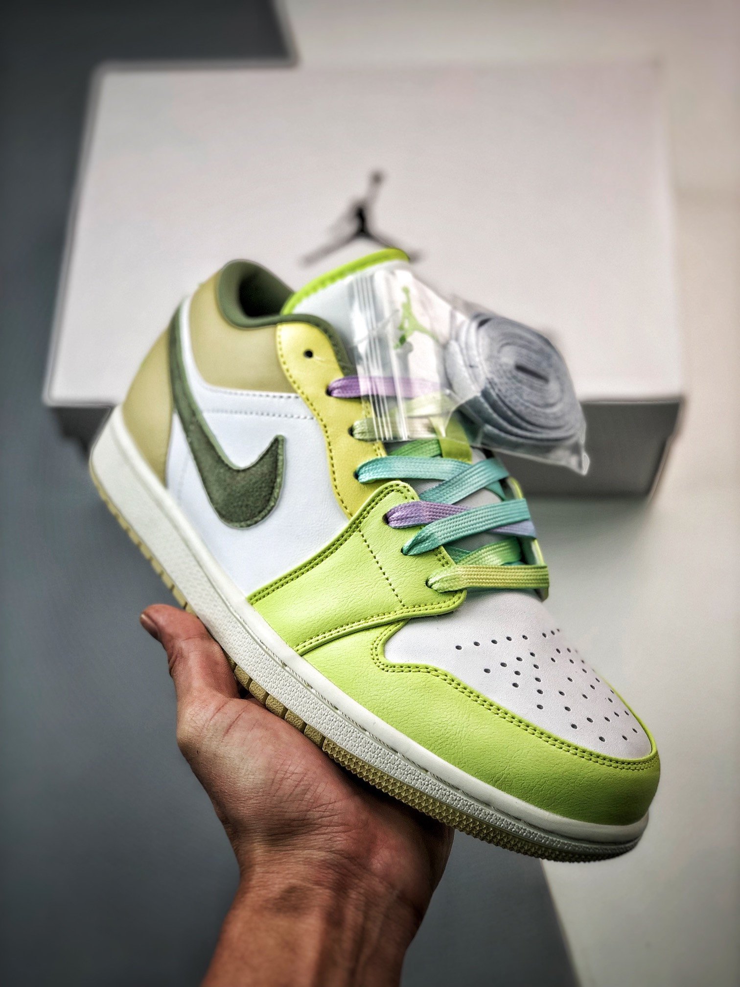 Air Jordan 1 Low Sail/Light Olive-Pale Citron-Desert FD9906-131
