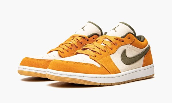 Air Jordan 1 Low SE Light Curry - Image 3