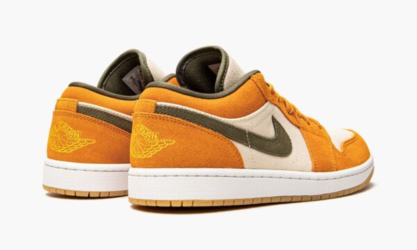 Air Jordan 1 Low SE Light Curry - Image 4