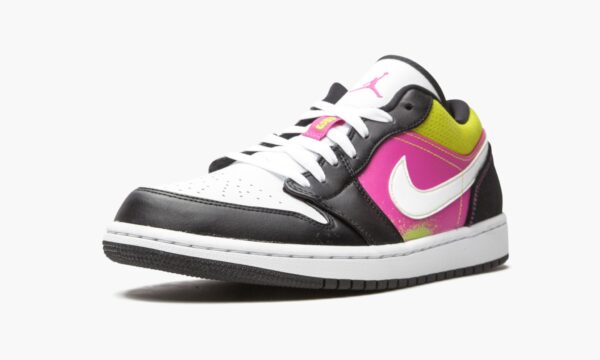 AIR JORDAN 1 LOW SE Spray Paint - Image 5