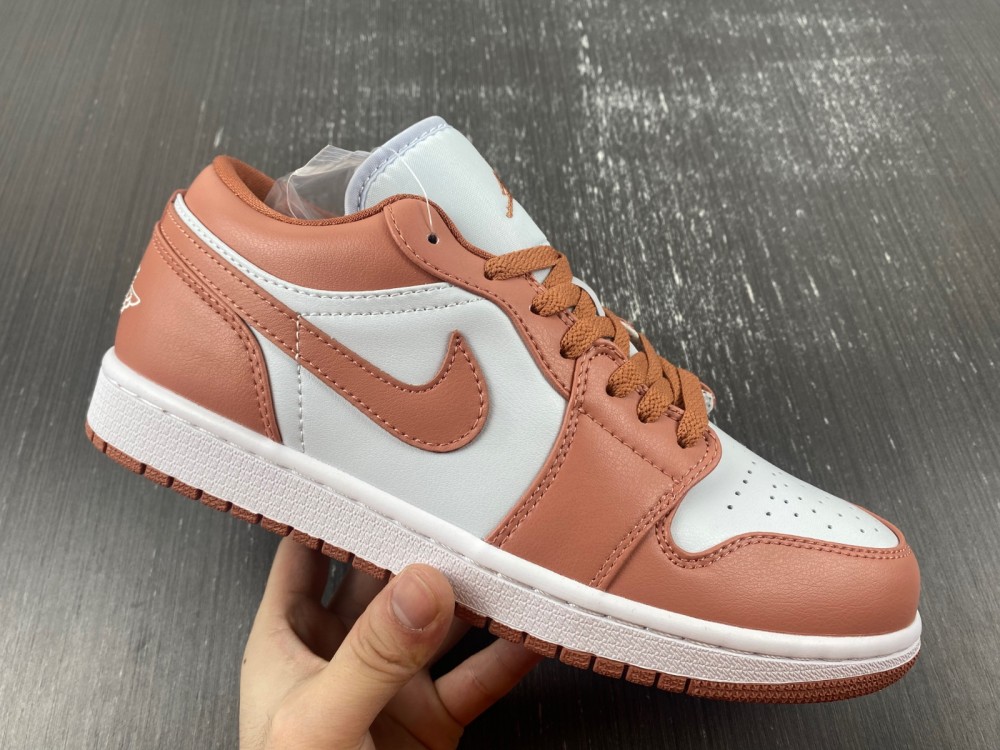 Air Jordan 1 Low 'Sky J Orange' DC0774-080