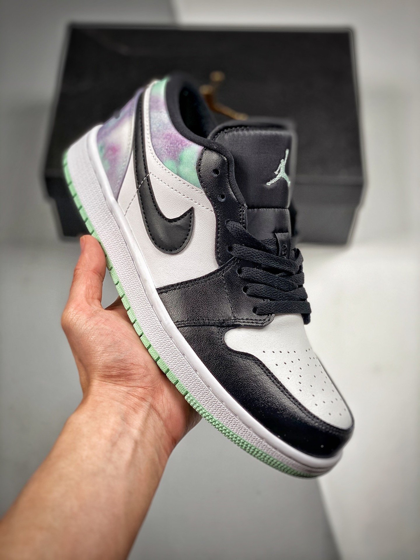 Air Jordan 1 Low Tie-Dye DM1199-100