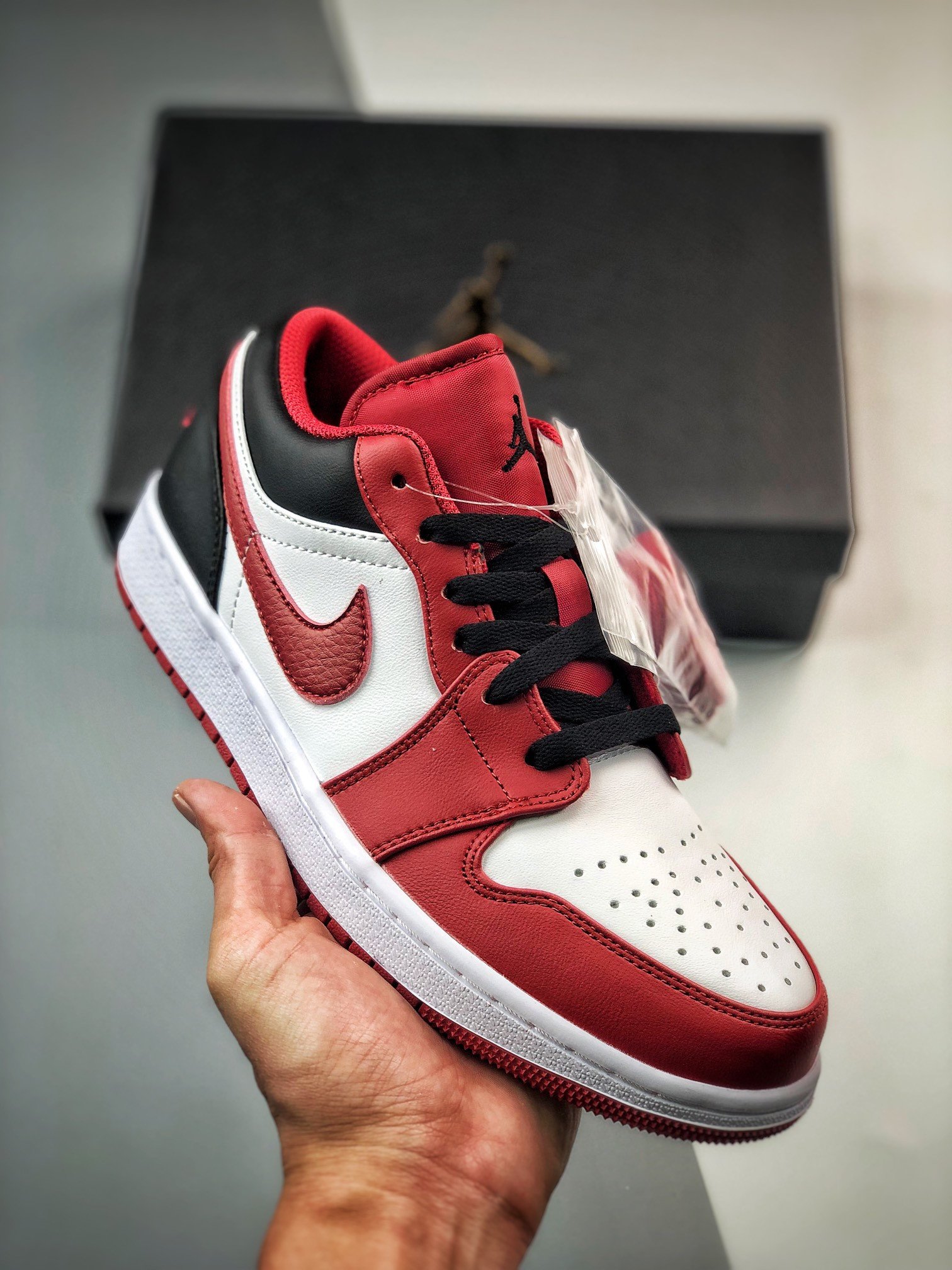 Air Jordan 1 Low White Red Black 553558-163
