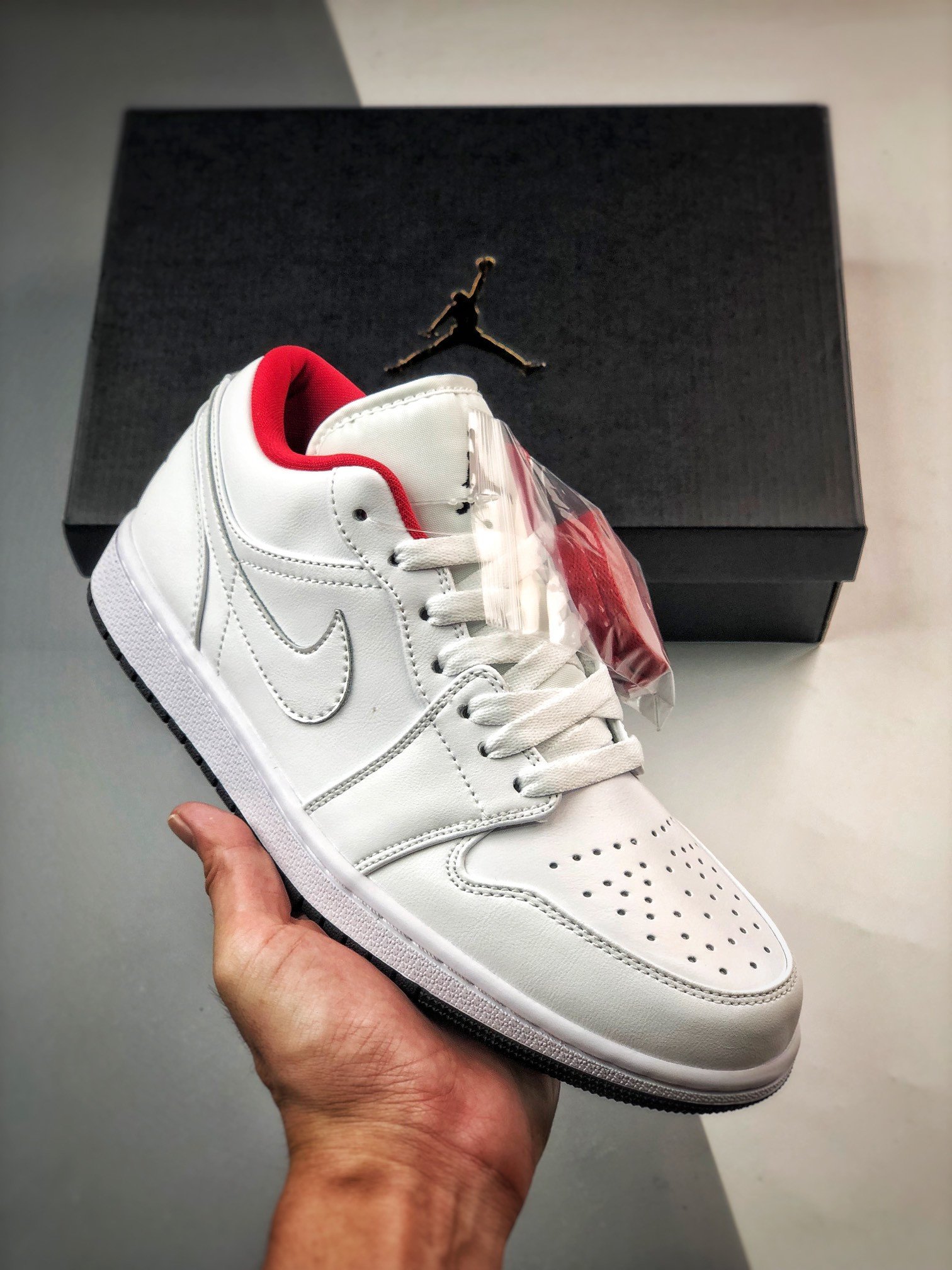 Air Jordan 1 Low White Red with Mismatched Insoles 553560-164
