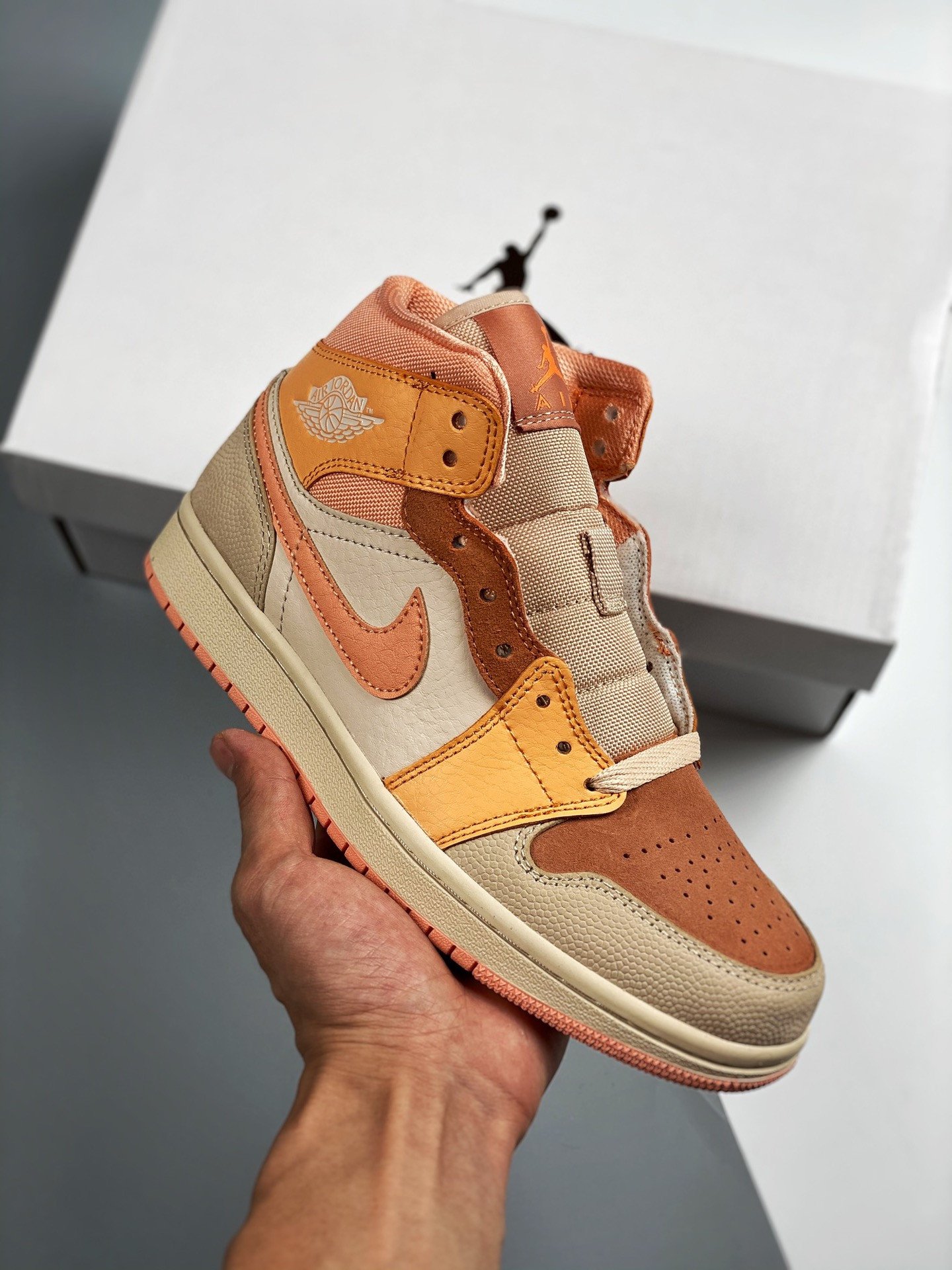 Air Jordan 1 Mid Atomic Orange/Apricot Agate/Terra Blush DH4270-800