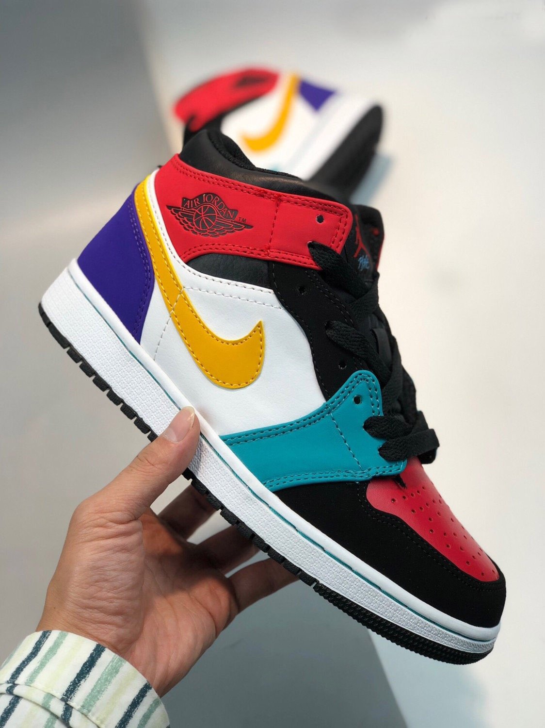 Air Jordan 1 Mid Bred Multi-Color 554724-125