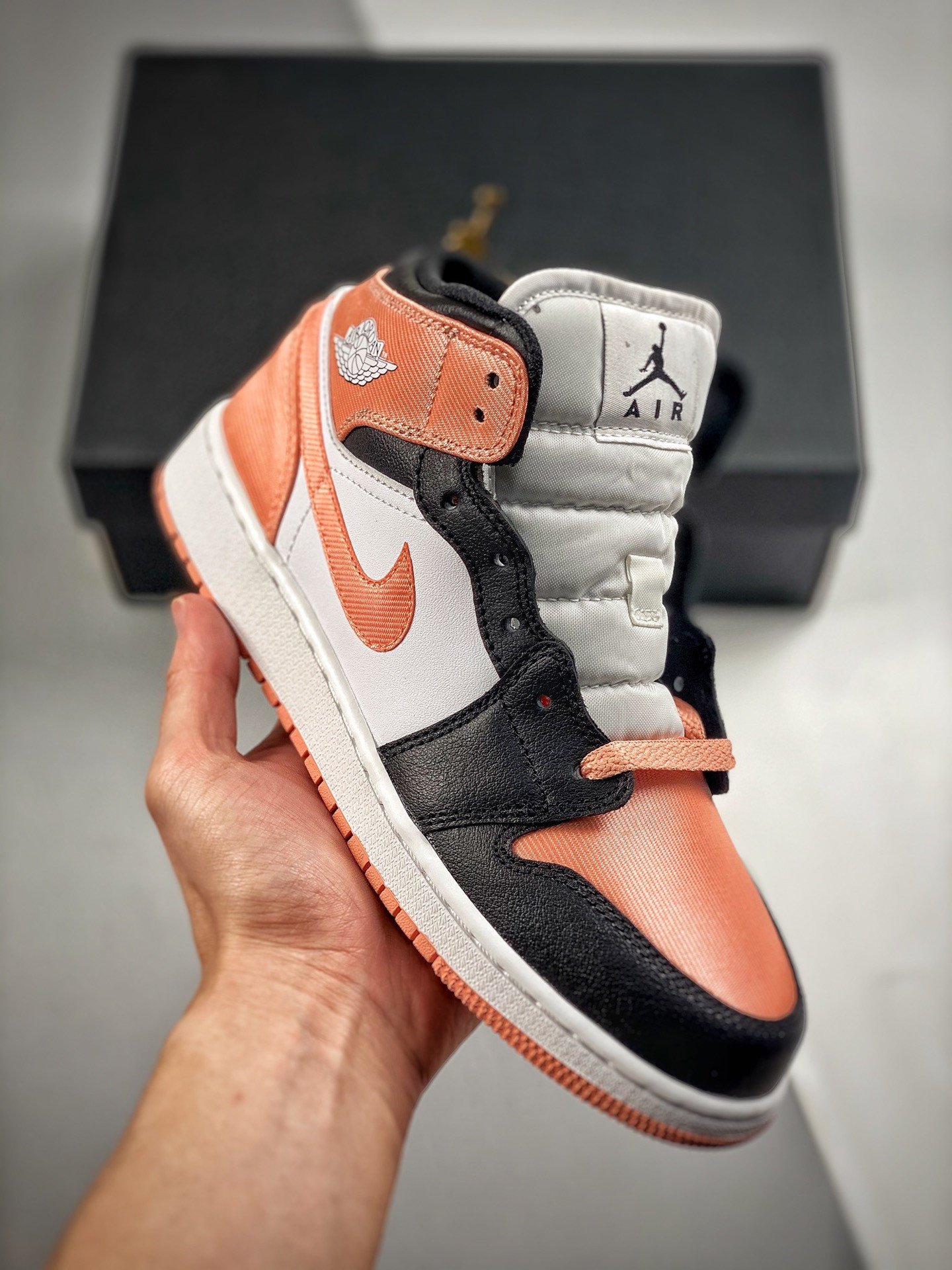 Air Jordan 1 Mid GS Light Madder Root DM9077-108