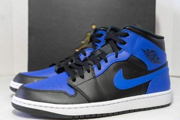 Air Jordan 1 Mid Hyper Royal - Image 3