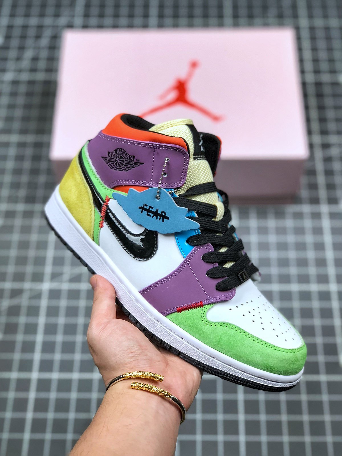 Air Jordan 1 Mid Multicolor Lightbulb CW1140-100