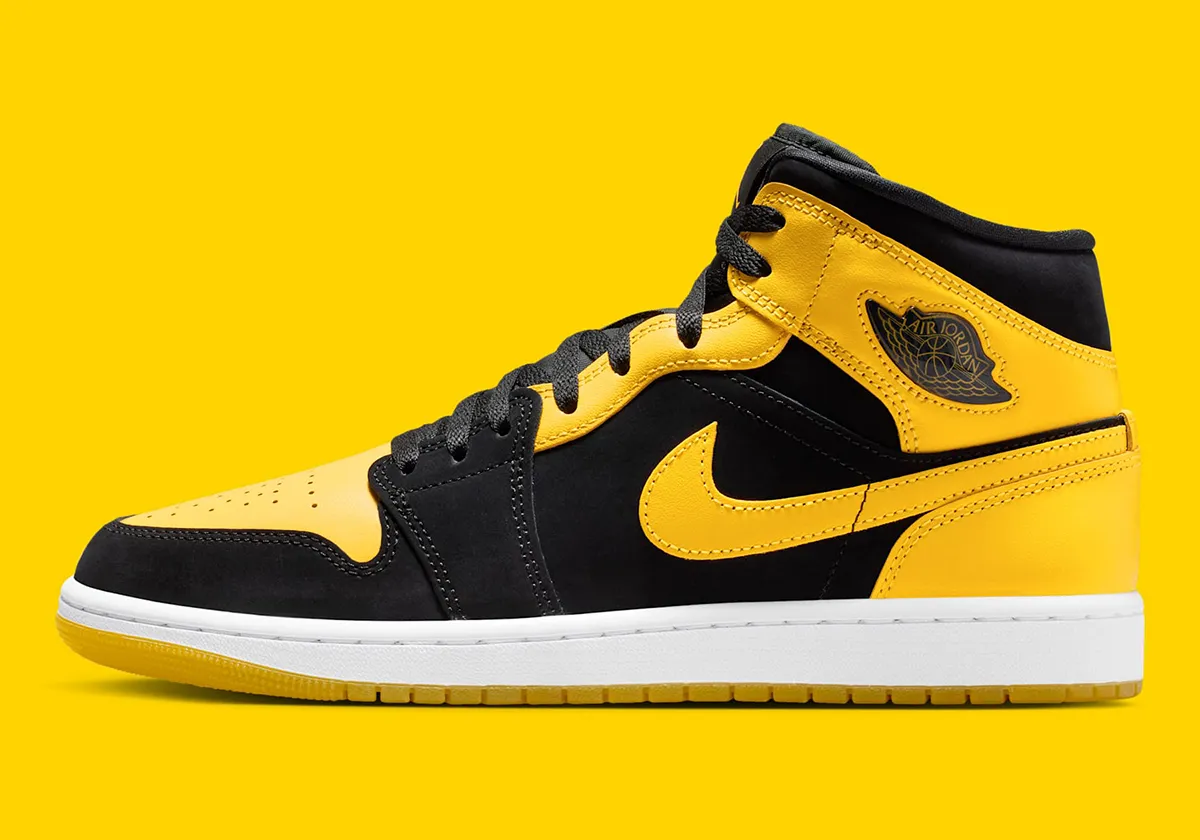 Air Jordan 1 Mid "New Love" HJ6654-071