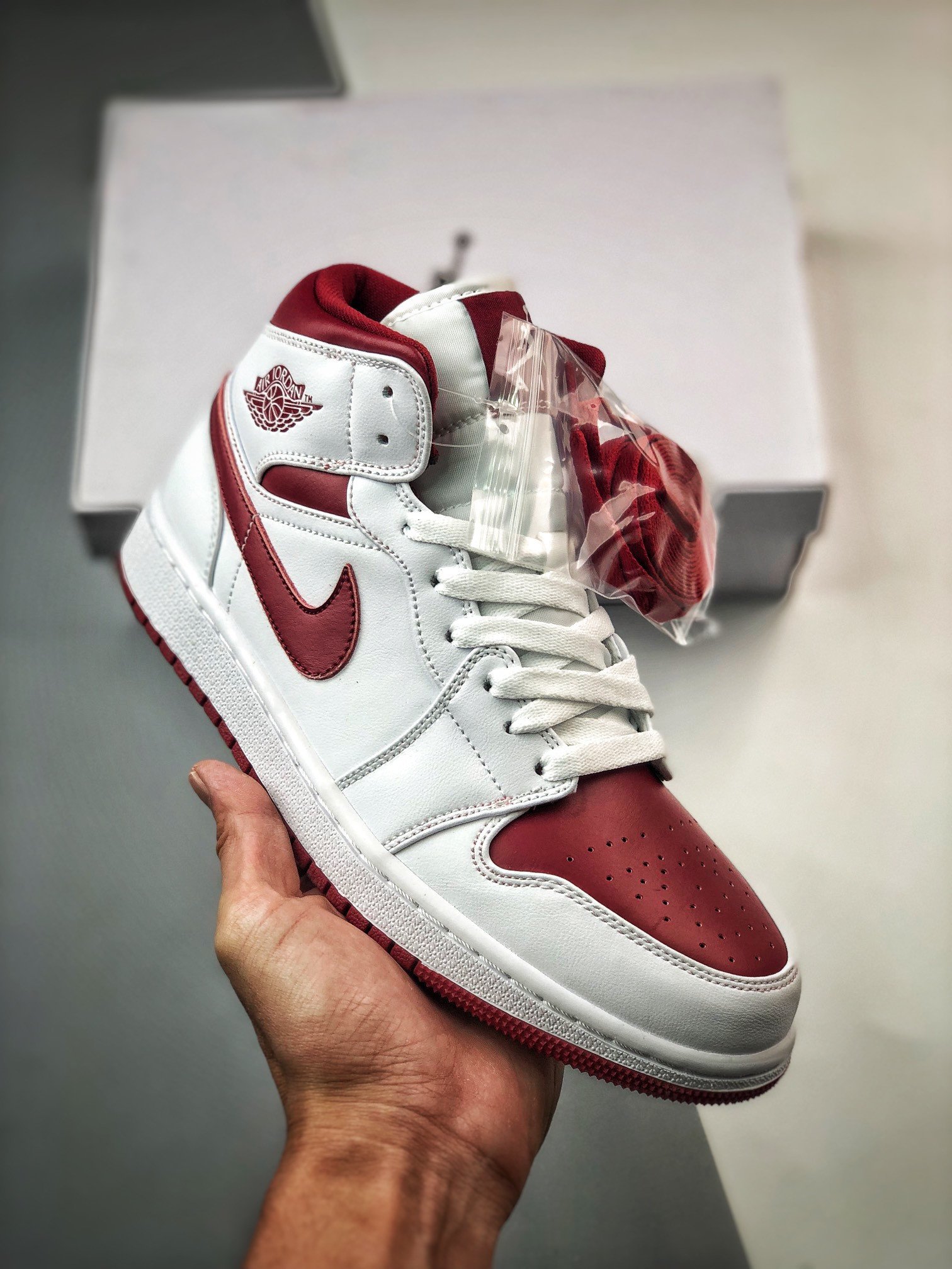 Air Jordan 1 Mid Red Toe White Pomegranate BQ6472-161