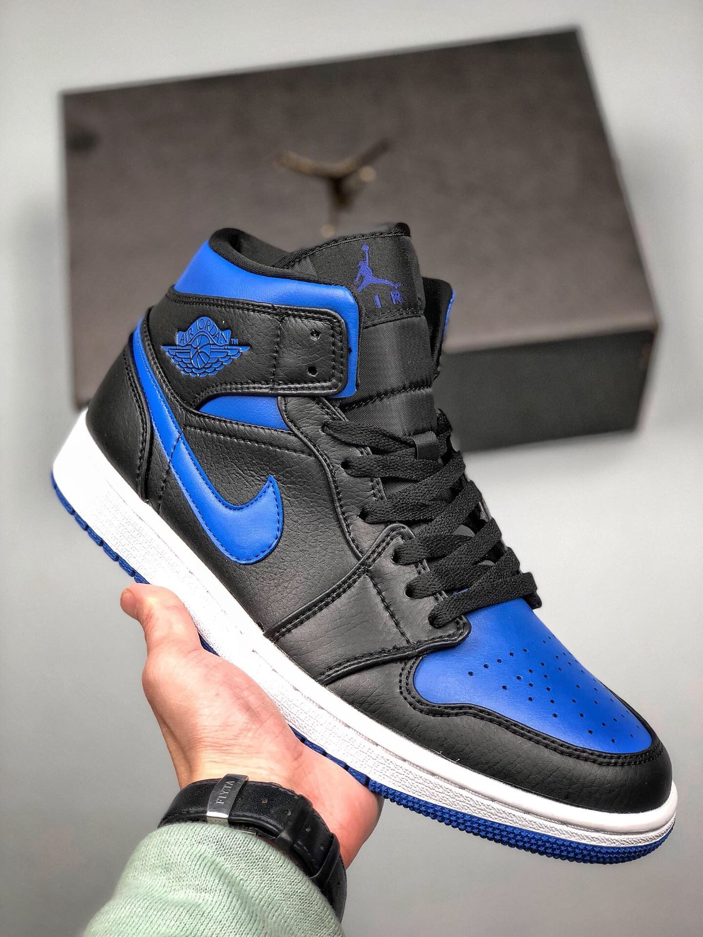Air Jordan 1 Mid Royal Black Blue 554724-068