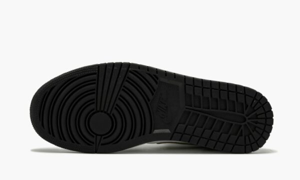 Air Jordan 1 Mid SE Black Gold Patent Leather - Image 6