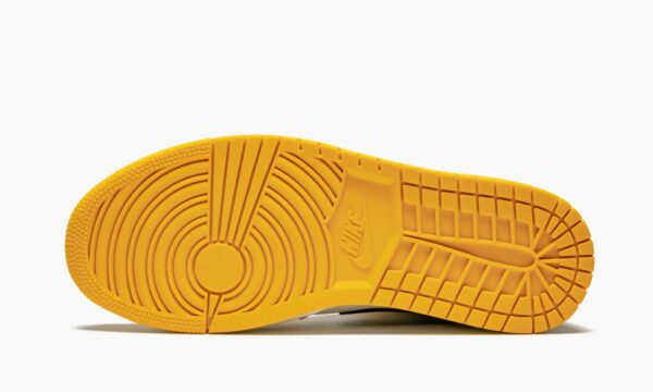 Air Jordan 1 Mid SE Lakers - Image 6