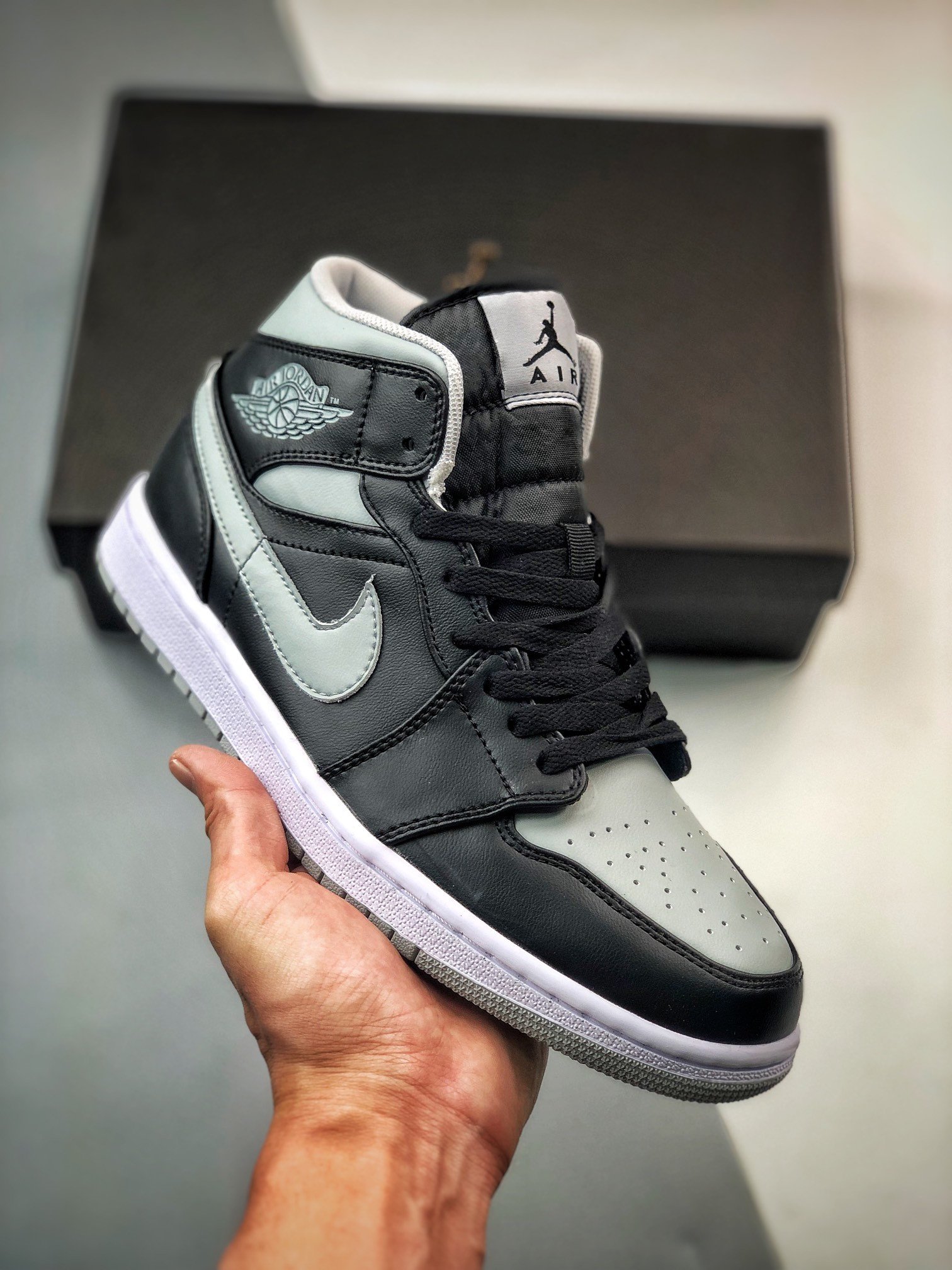 Air Jordan 1 Mid "Shadow" Black Grey BQ6472-007