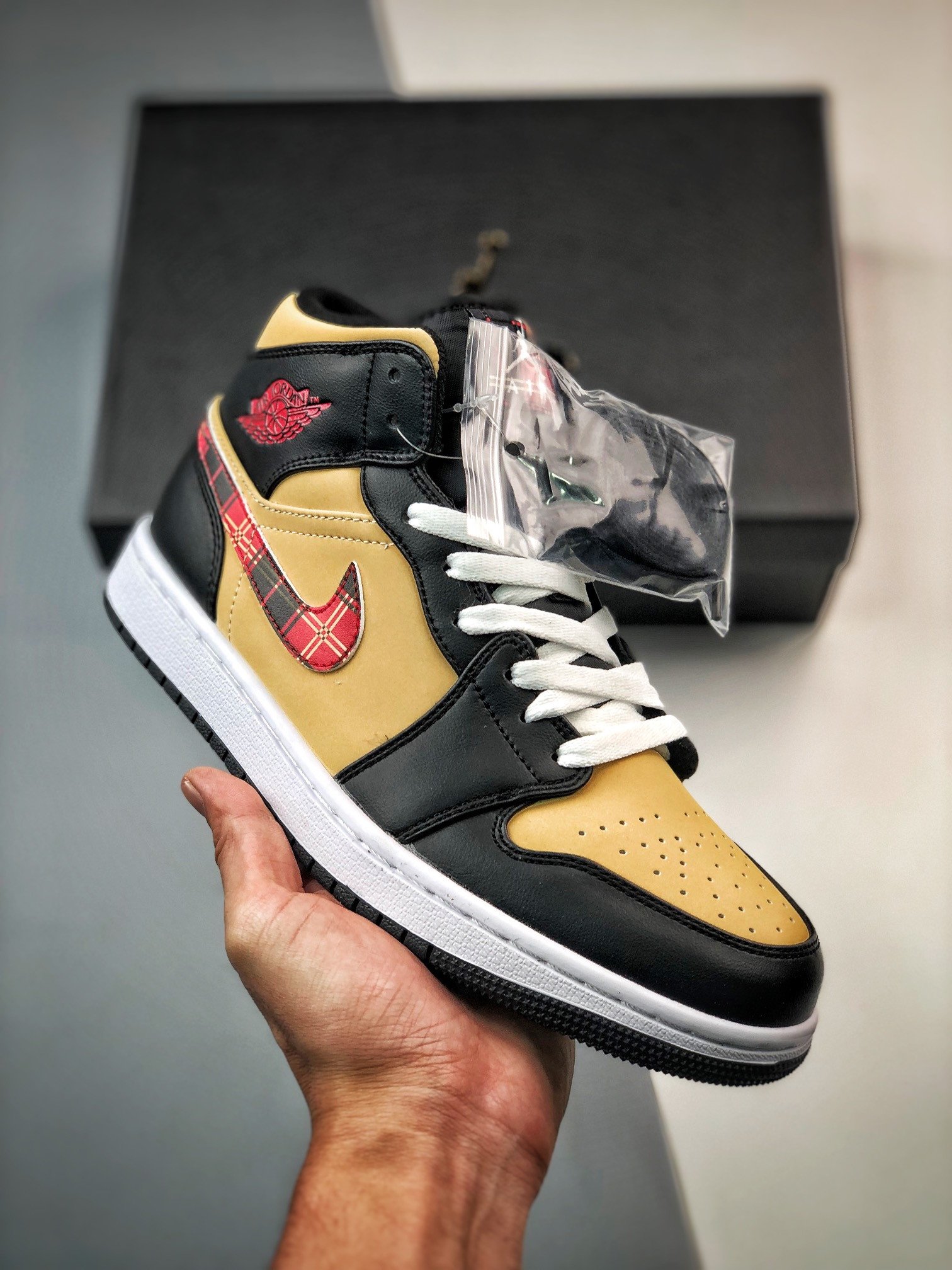 Air Jordan 1 Mid Tartan Swoosh Tan/Black-Red DZ5329-001