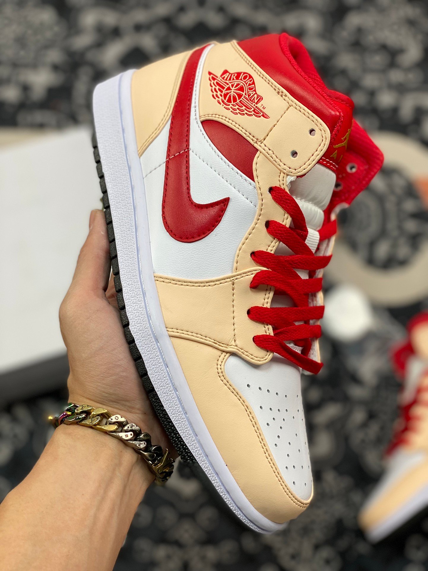 Air Jordan 1 Mid White Beige Red 554725-201