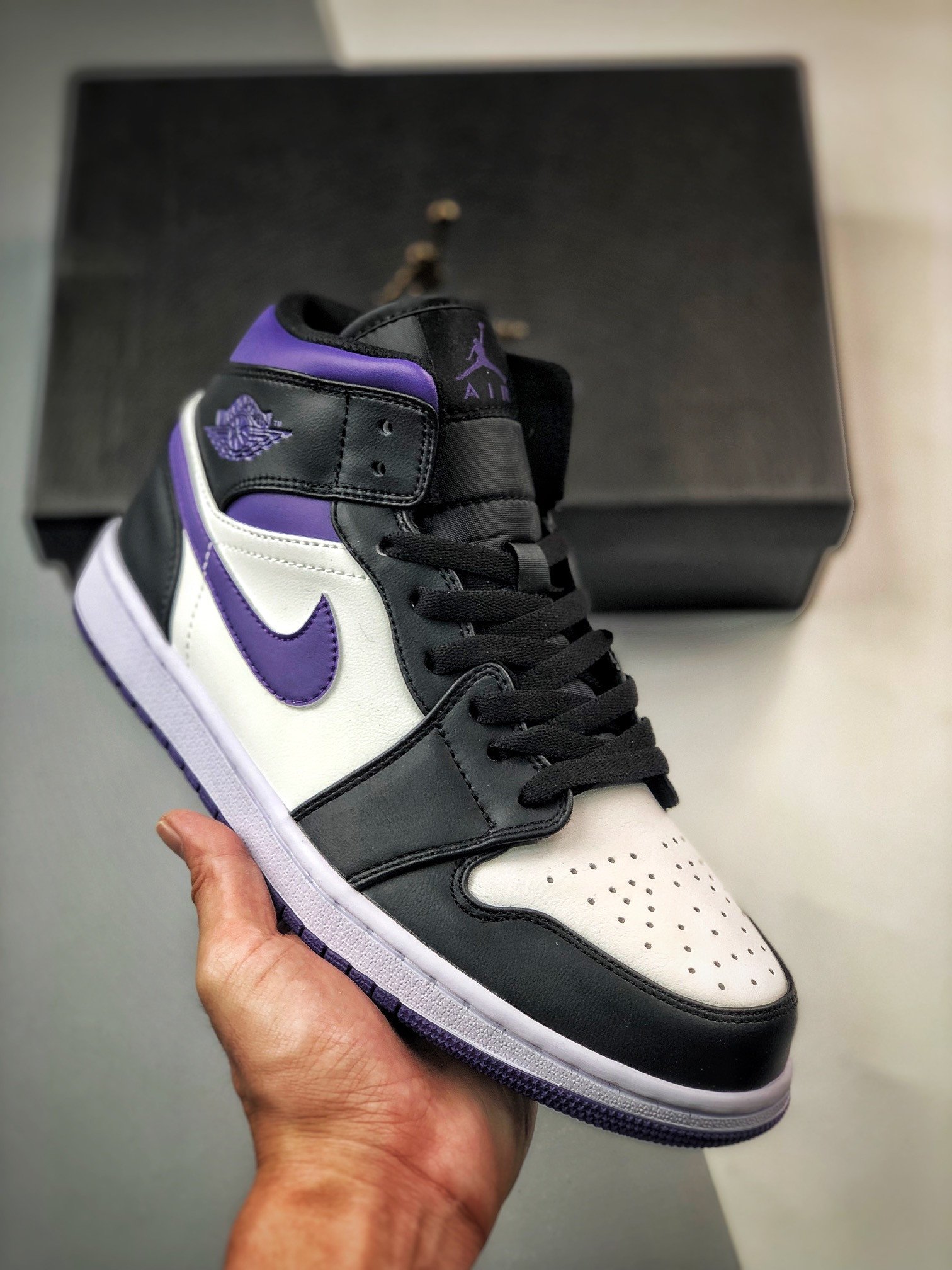 Air Jordan 1 Mid White Black Purple 554724-095