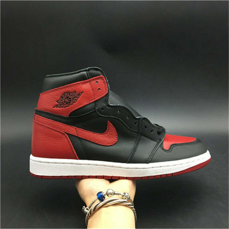 Air Jordan 1 Retro Bred "Banned" (2016)