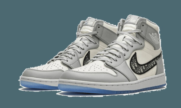 Air Jordan 1 Retro High CN8607 - Image 3