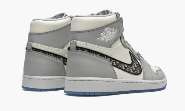 Air Jordan 1 Retro High “Dior” - Image 4