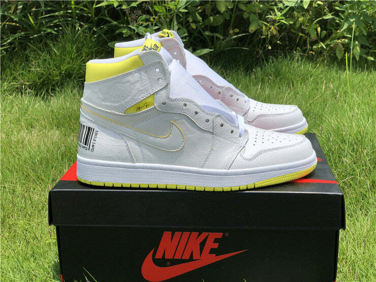 Air Jordan 1 Retro High First Class Flight