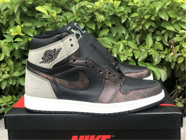 Air Jordan 1 Retro High Light Army Rust Shadow Patina