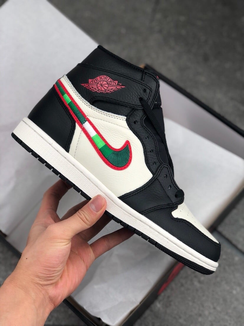 Air Jordan 1 Retro High OG A Star is Born 555088-015
