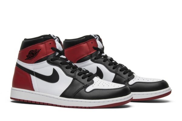 Air Jordan 1 Retro High OG Black Toe - Image 6