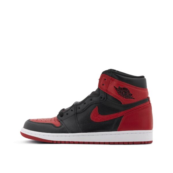 Air Jordan 1 Retro High OG Bred Banned - Image 3
