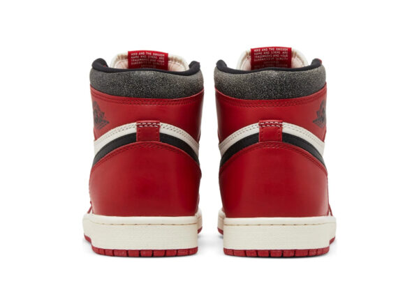 Air Jordan 1 Retro High OG Chicago - Image 2