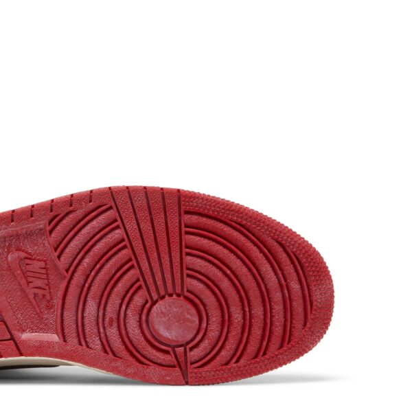 Air Jordan 1 Retro High OG Chicago Lost & Found DZ5485-612 - Image 5