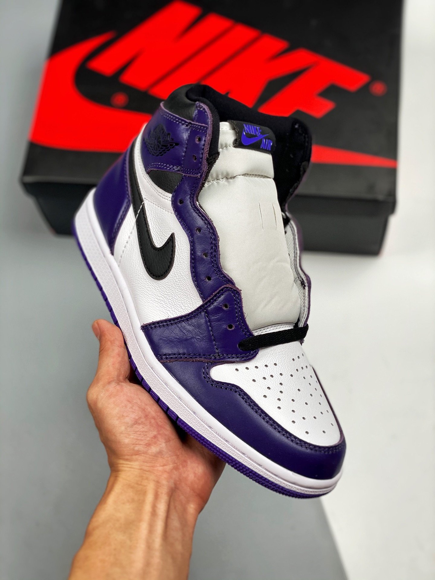 Air Jordan 1 Retro High OG Court Purple/White-Black 555088-500